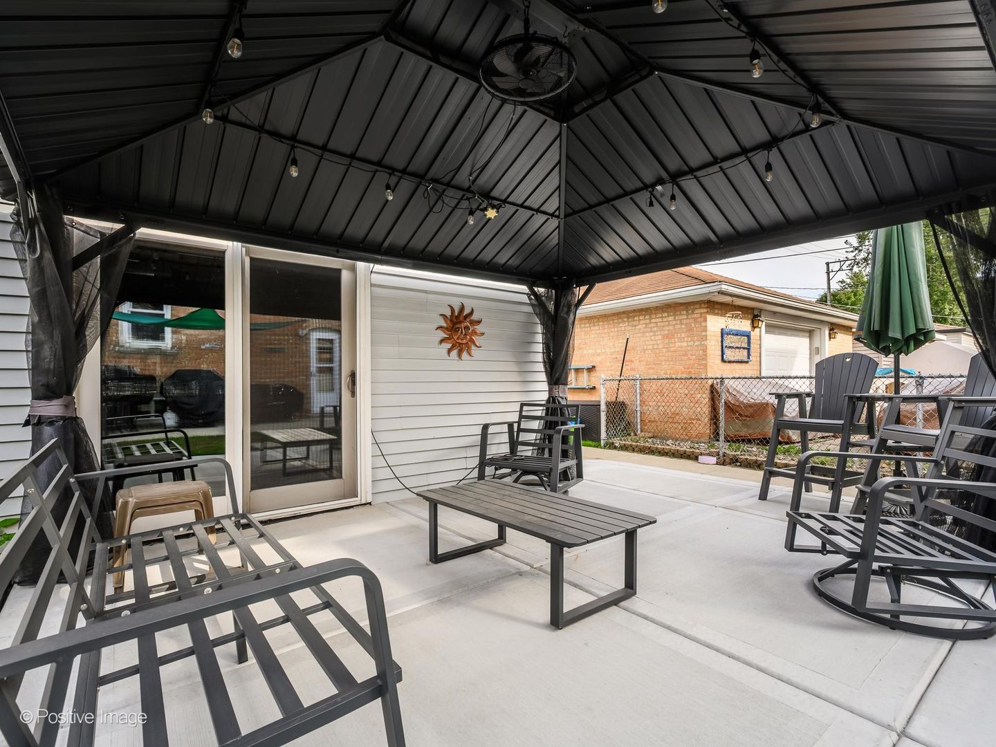 10713 S Sawyer Avenue Property Photo 24