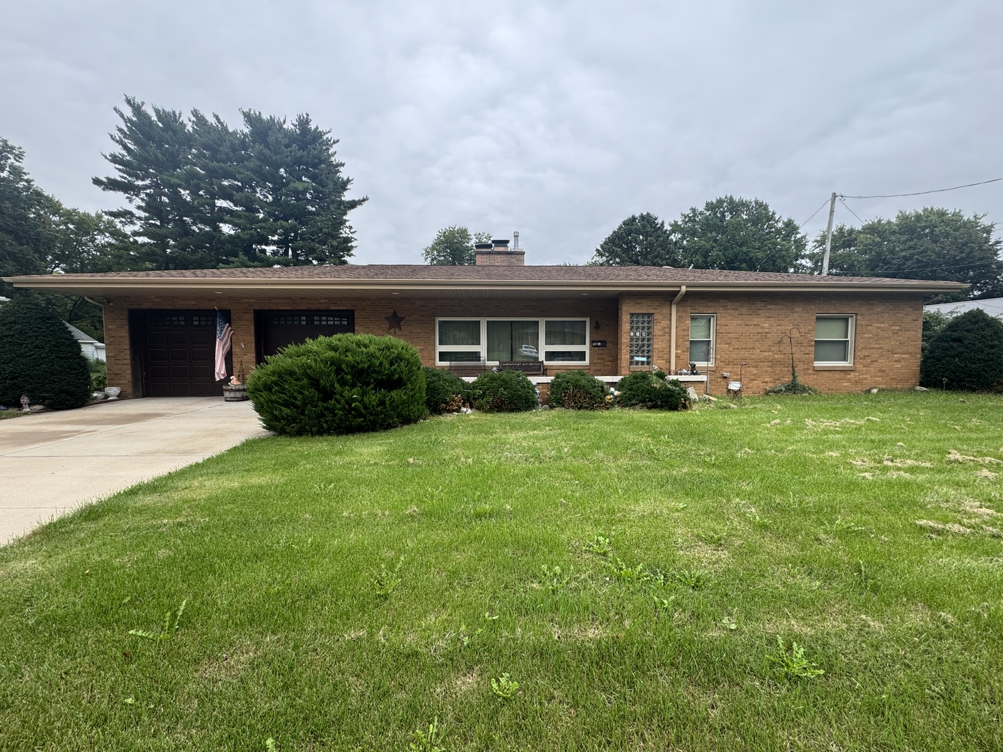 110 N West Street Property Photo 1
