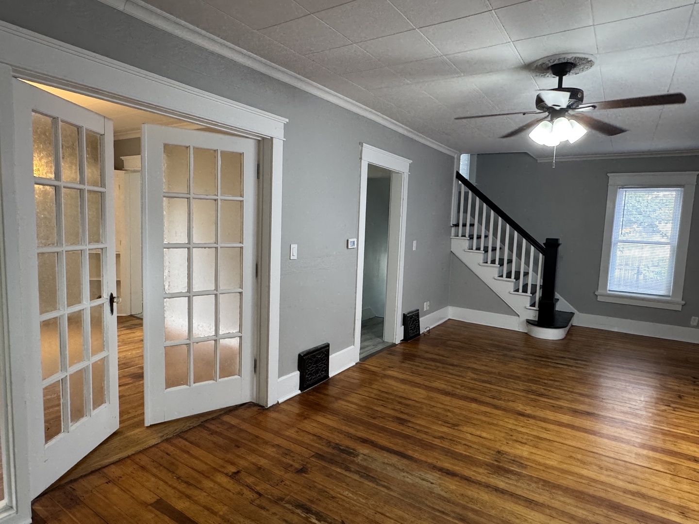 2517 Arlington Avenue Property Photo 3