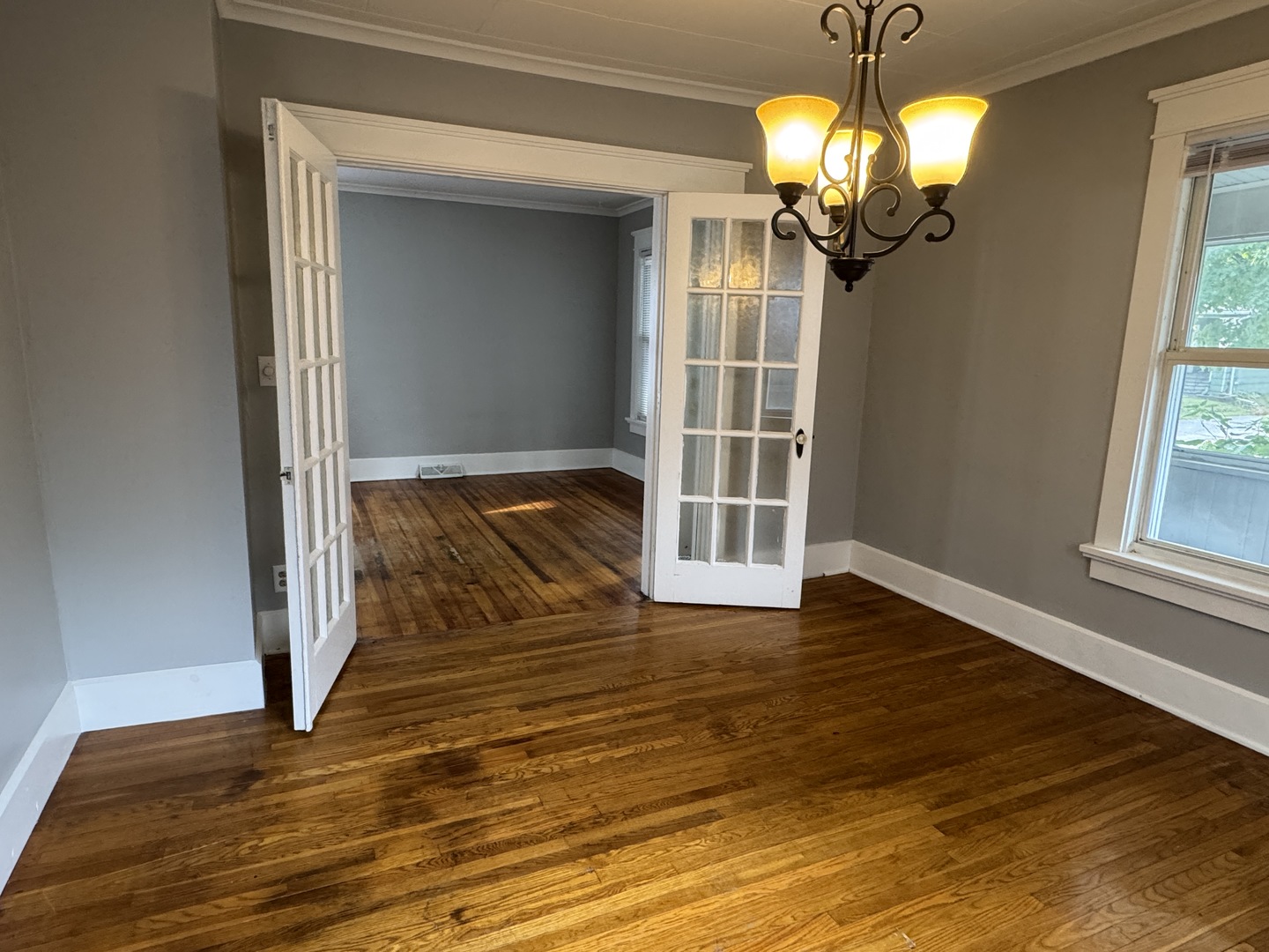 2517 Arlington Avenue Property Photo 5