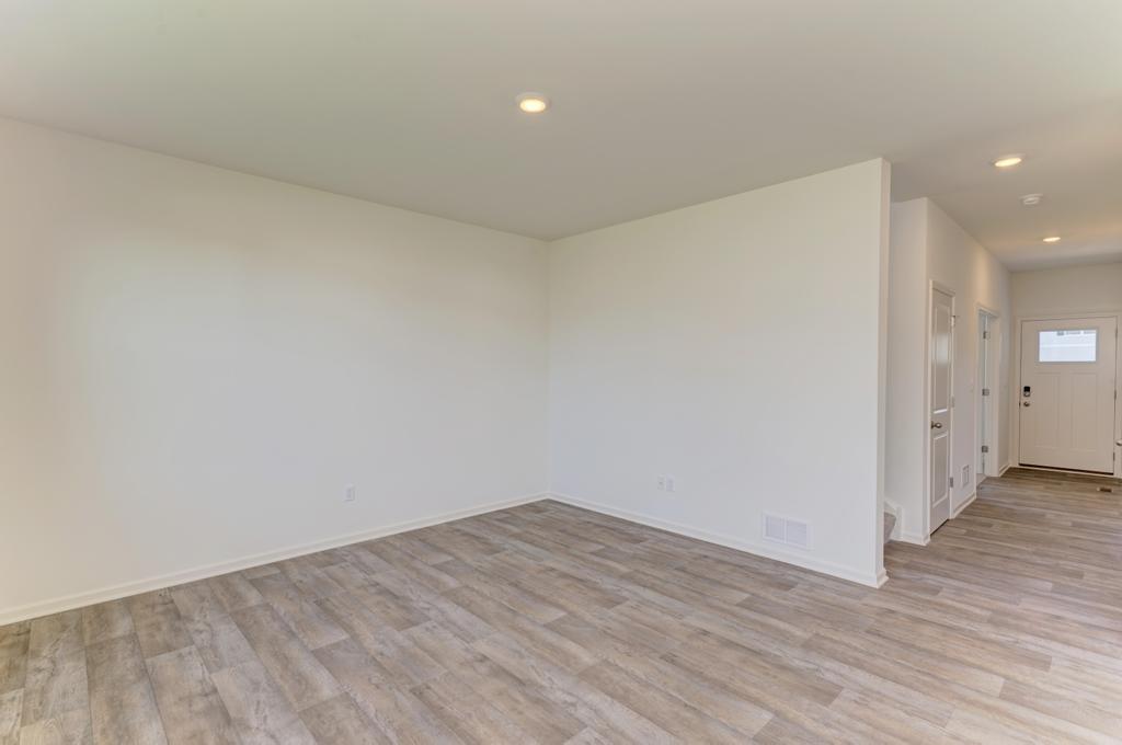 12761178 Property Photo 7