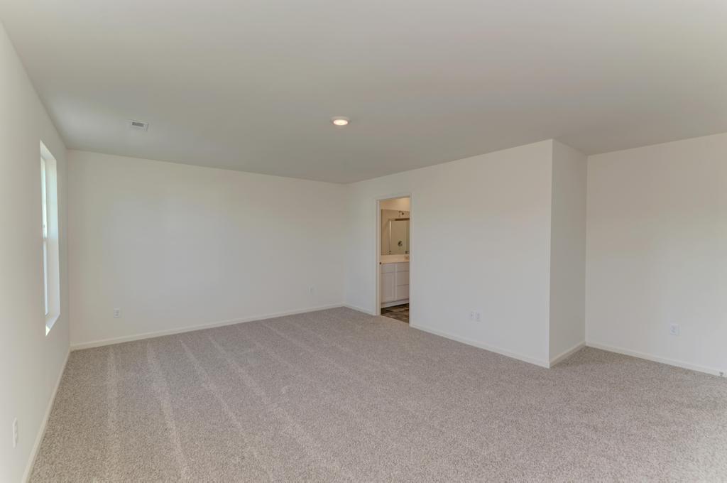 12761178 Property Photo 15
