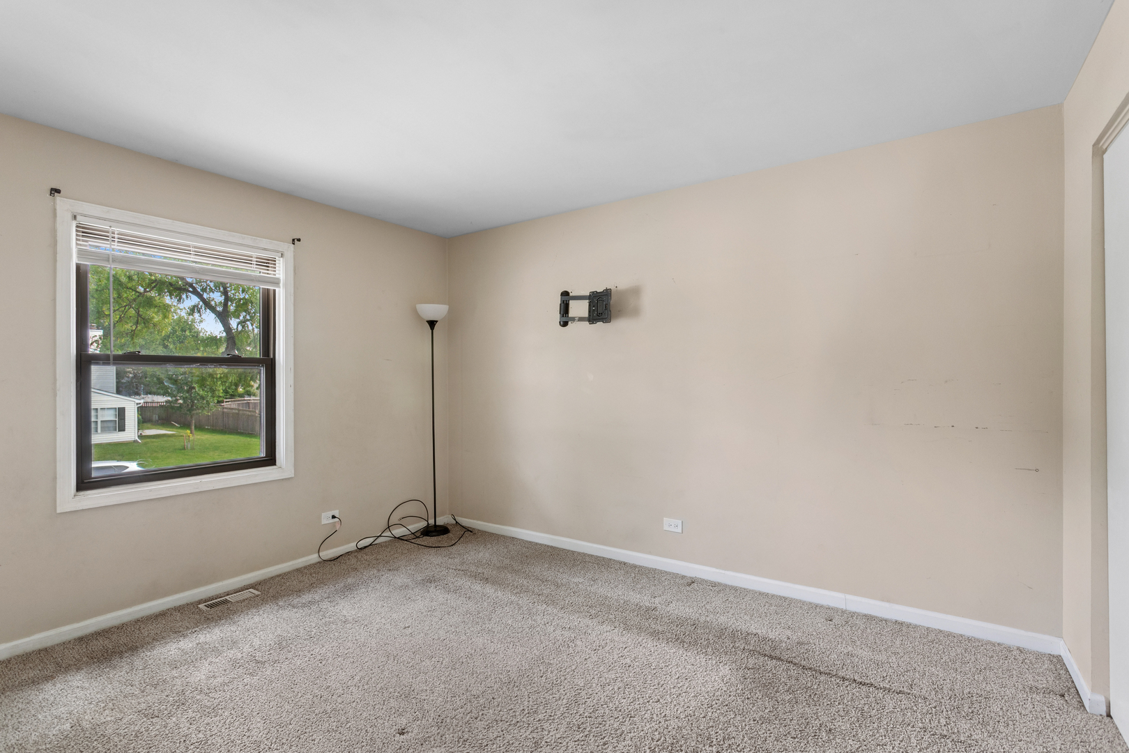 285 Navajo Drive Property Photo 14