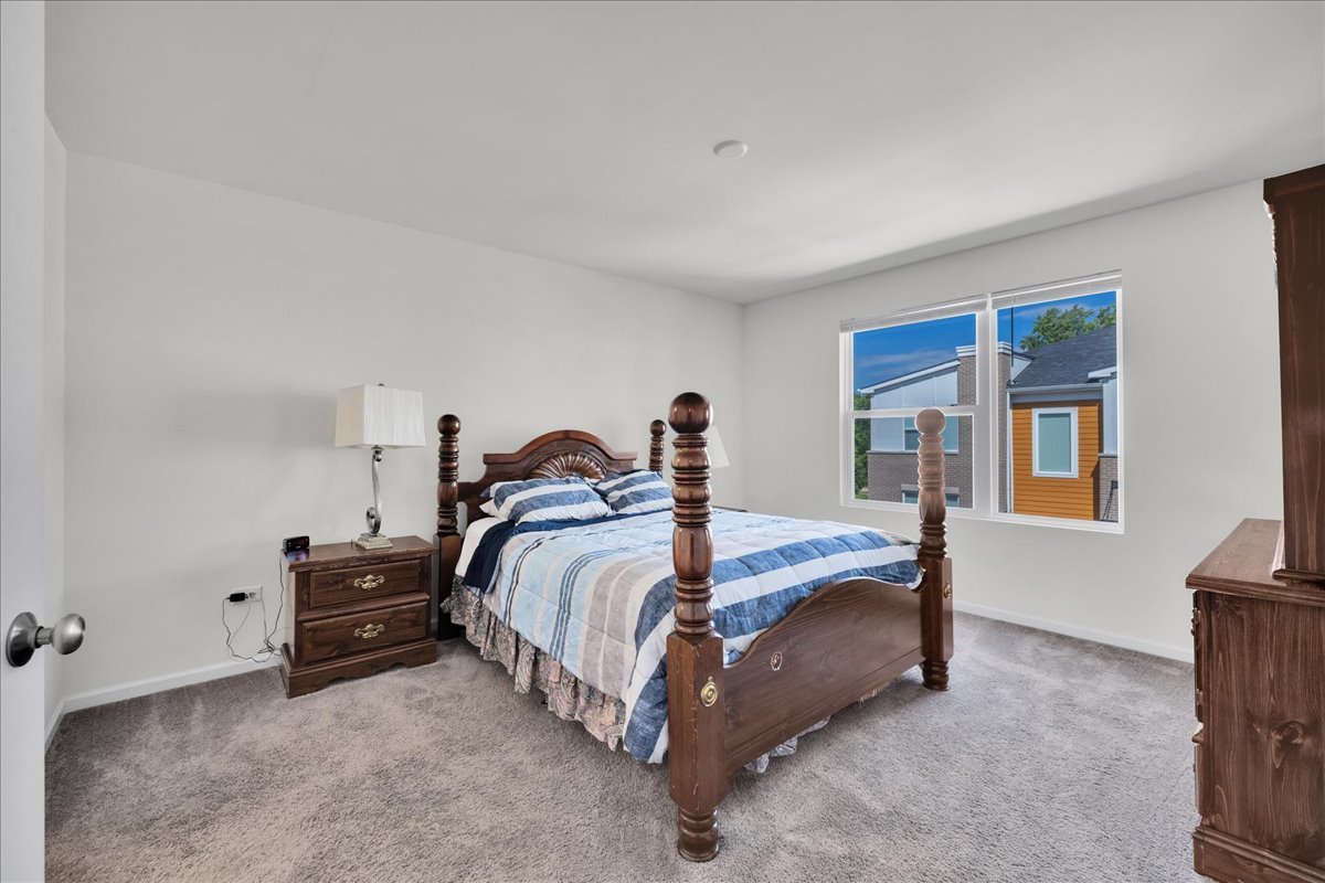 3s547 Everton Drive Property Photo 11