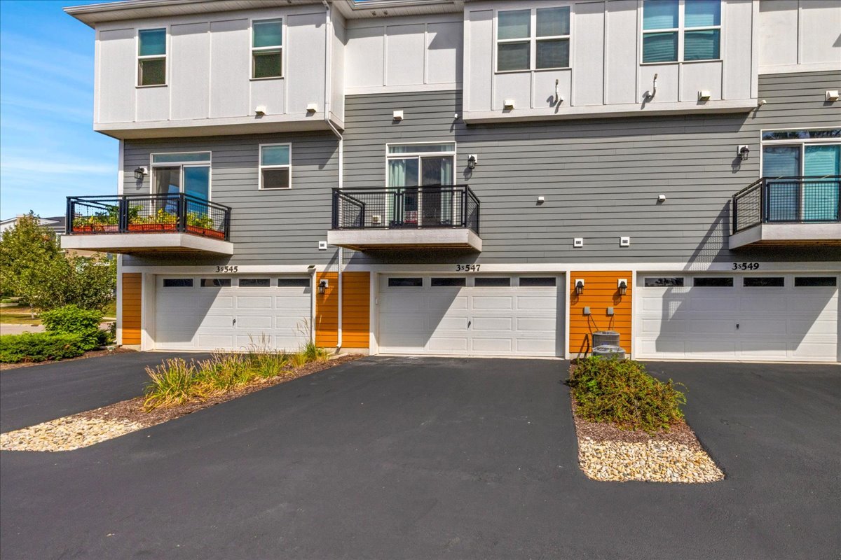 3s547 Everton Drive Property Photo 19