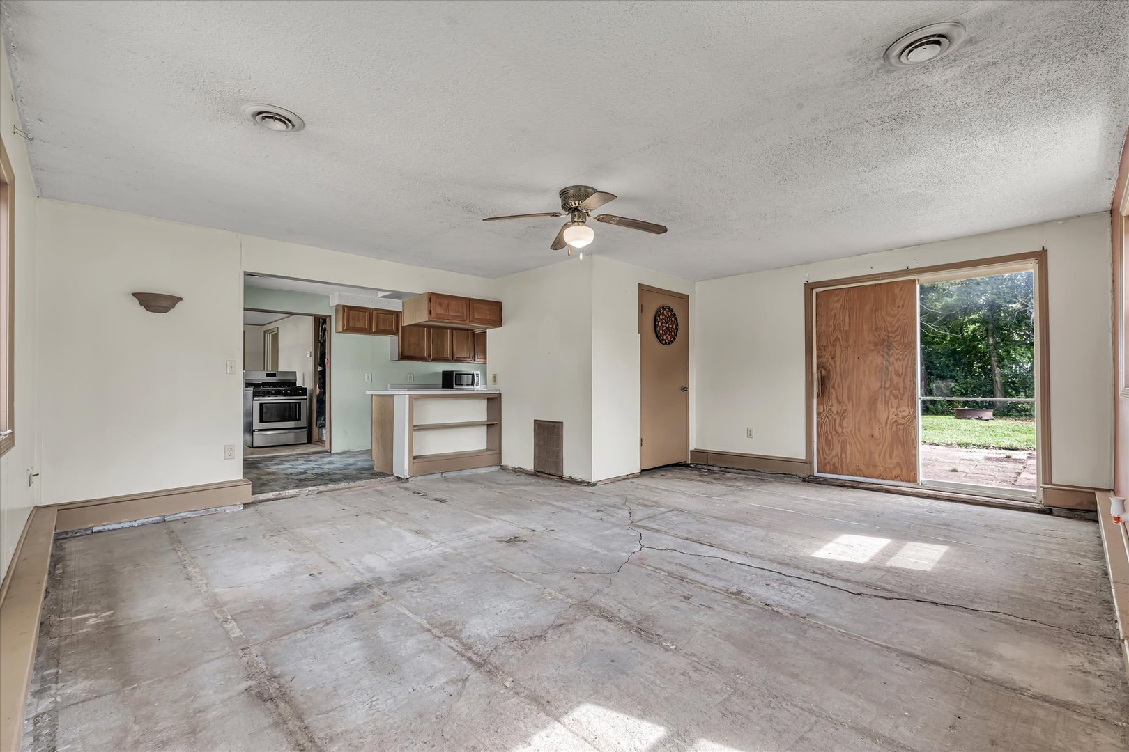 11211 Ridgewood Road Property Photo 14
