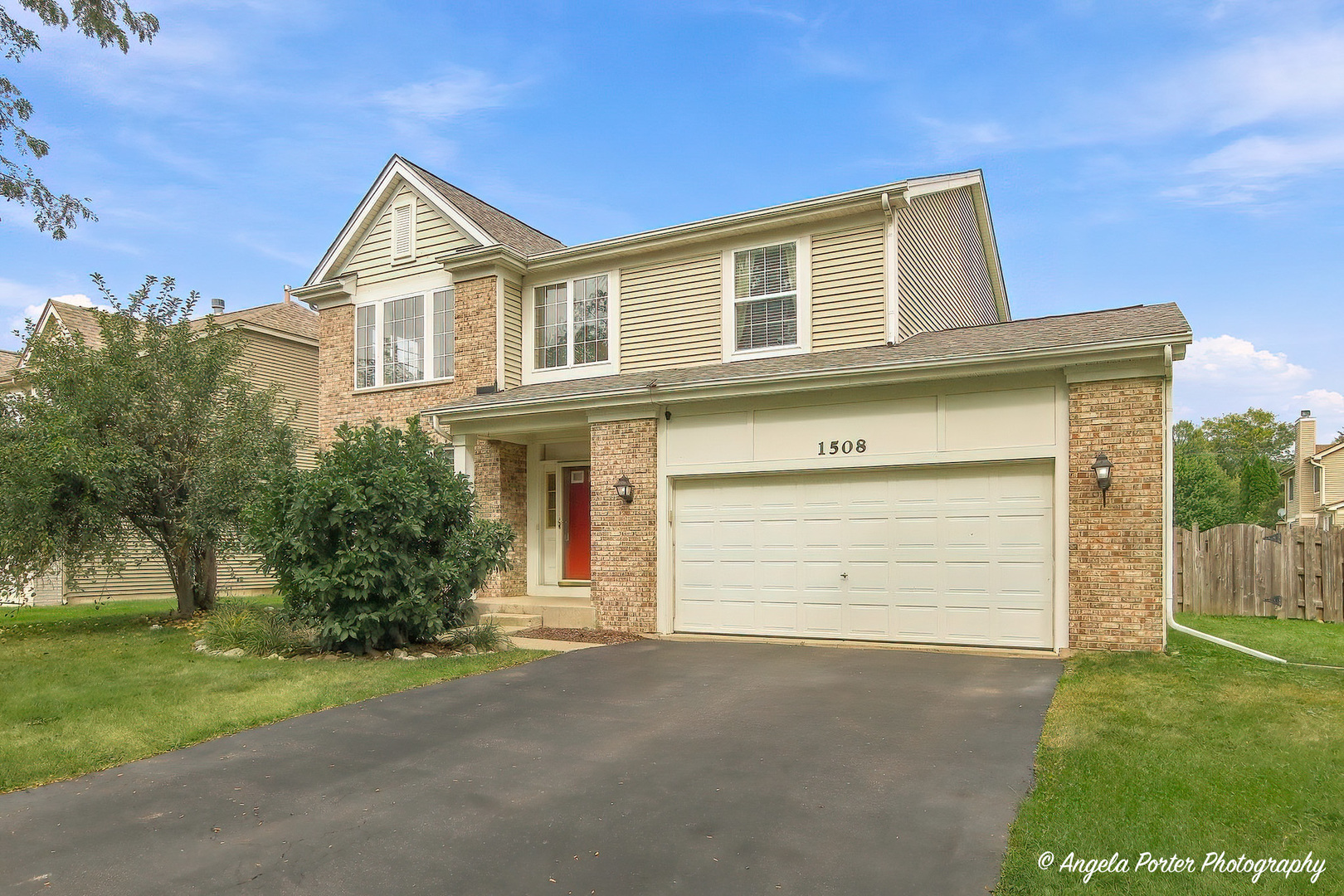 1508 Summerhill Lane Property Photo 2