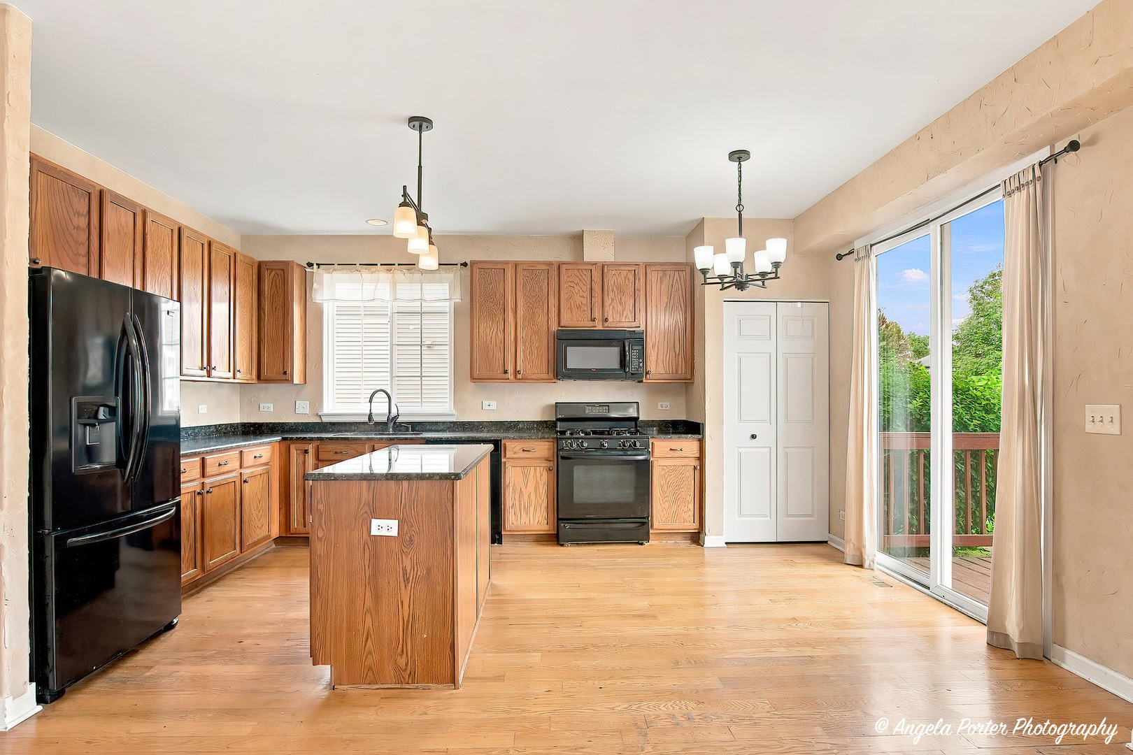 1508 Summerhill Lane Property Photo 10