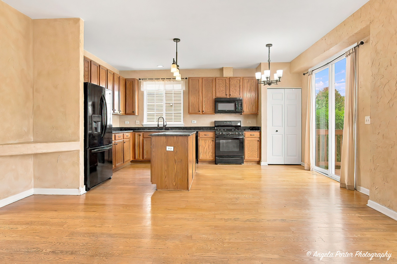 1508 Summerhill Lane Property Photo 13