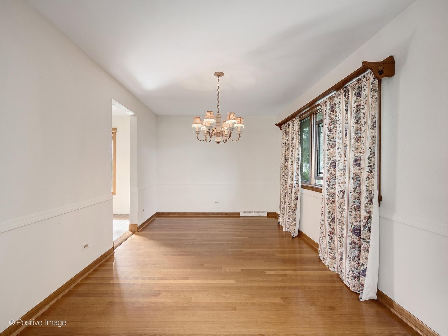 4613 W 105th Street Property Photo 10