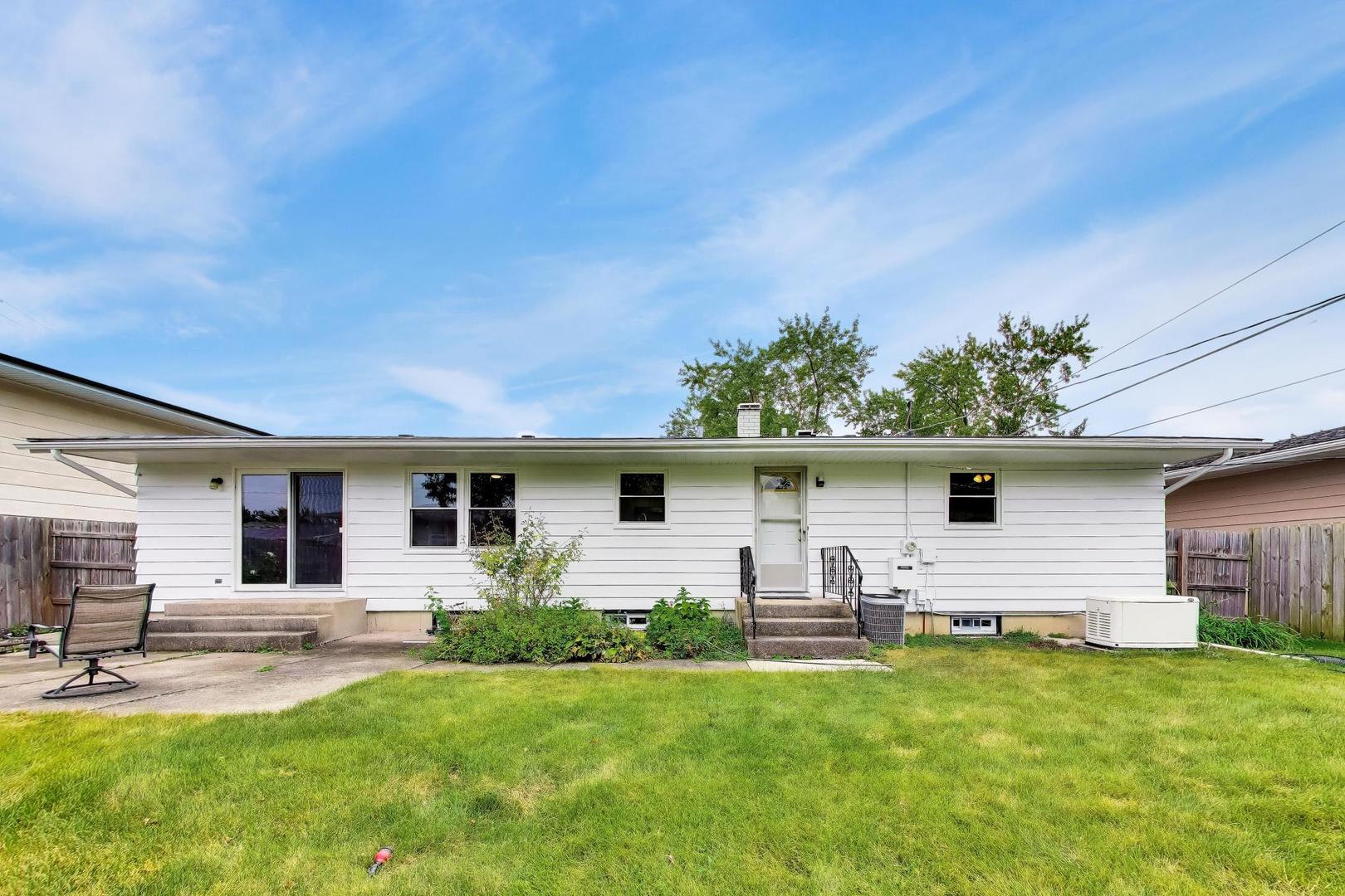 19246 Oakwood Avenue Property Photo 33