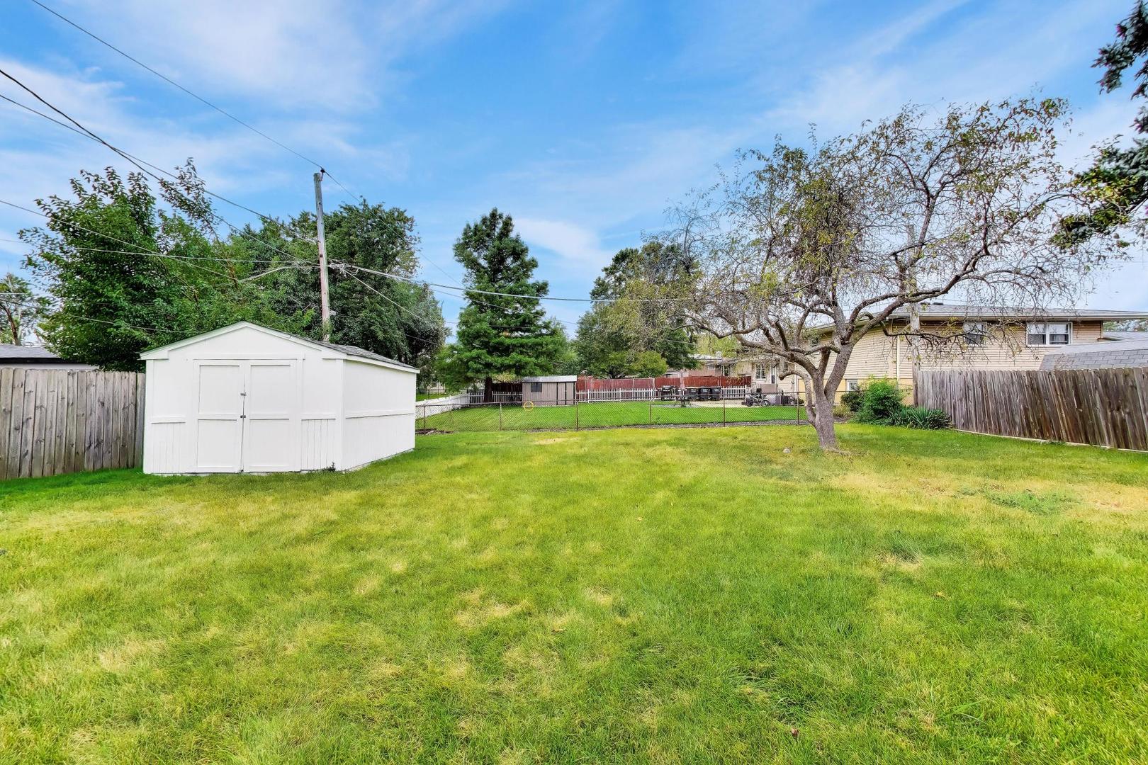 19246 Oakwood Avenue Property Photo 35