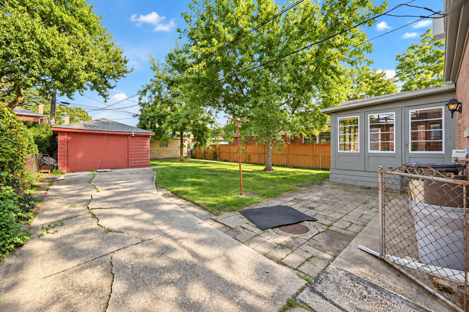 1807 N 78th Court Property Photo 5