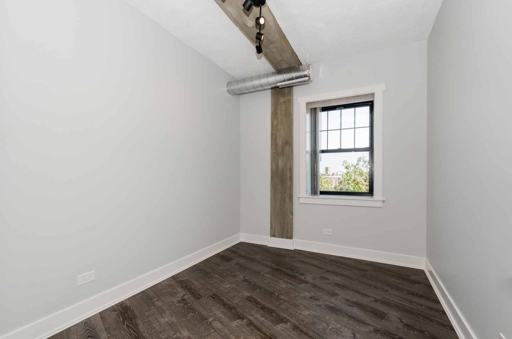 7645 N Sheridan Road 413 Property Photo 7