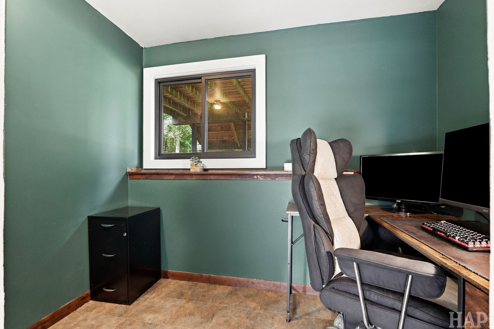 8006 Craig Drive Property Photo 13