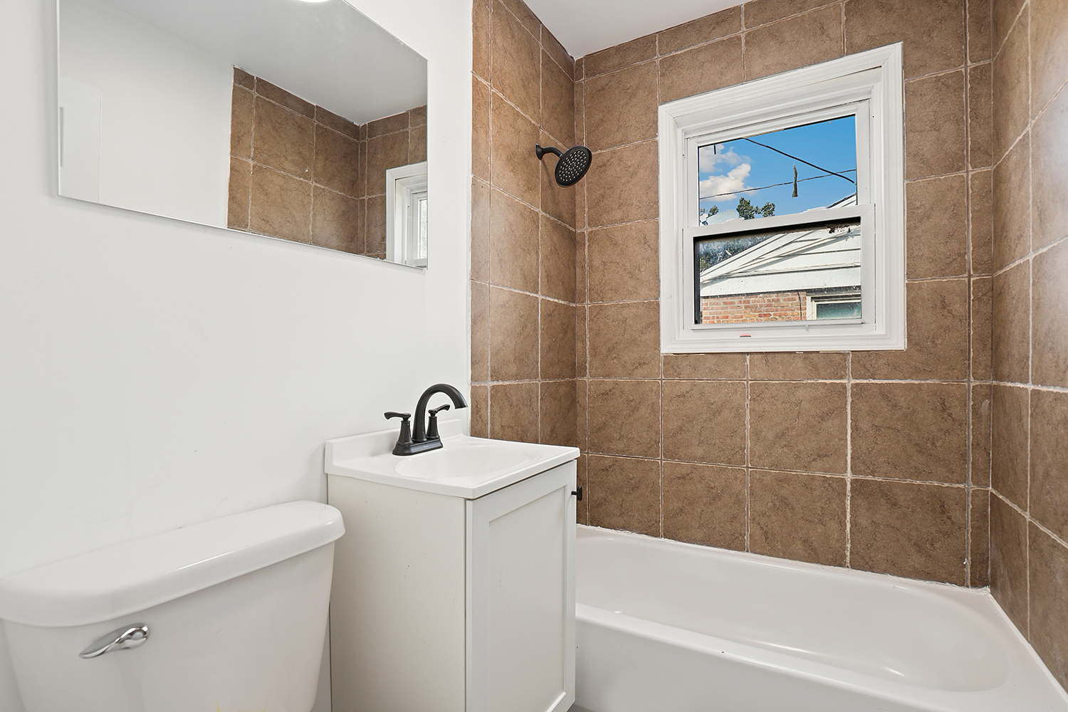 12634 S Ada Street Property Photo 10