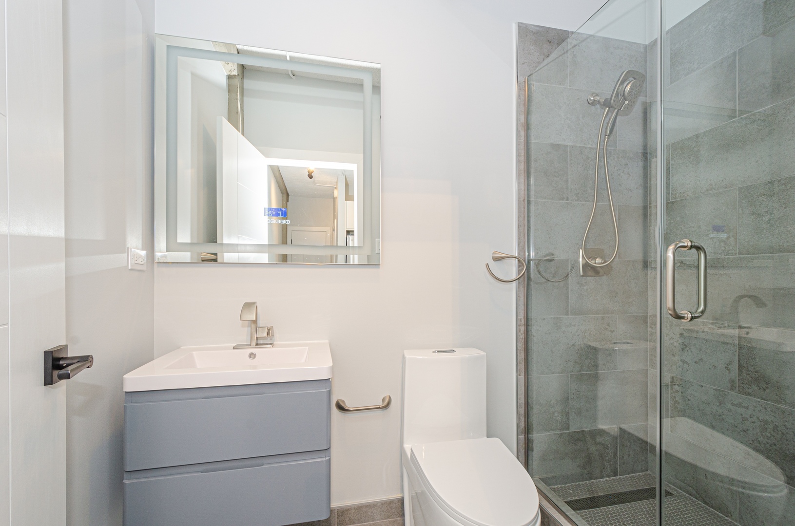 7645 N Sheridan Road 415 Property Photo 7
