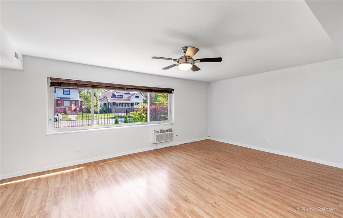 1610 W Jarvis Avenue Aa Property Photo 7
