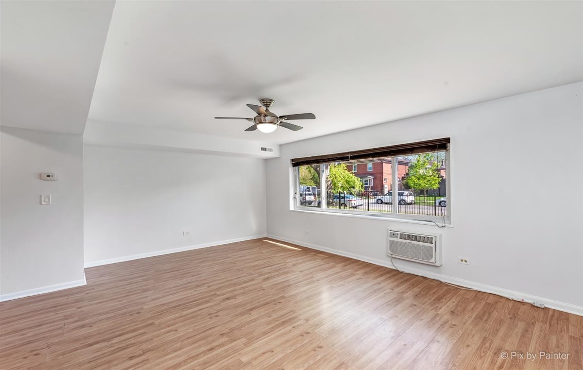 1610 W Jarvis Avenue Aa Property Photo 10