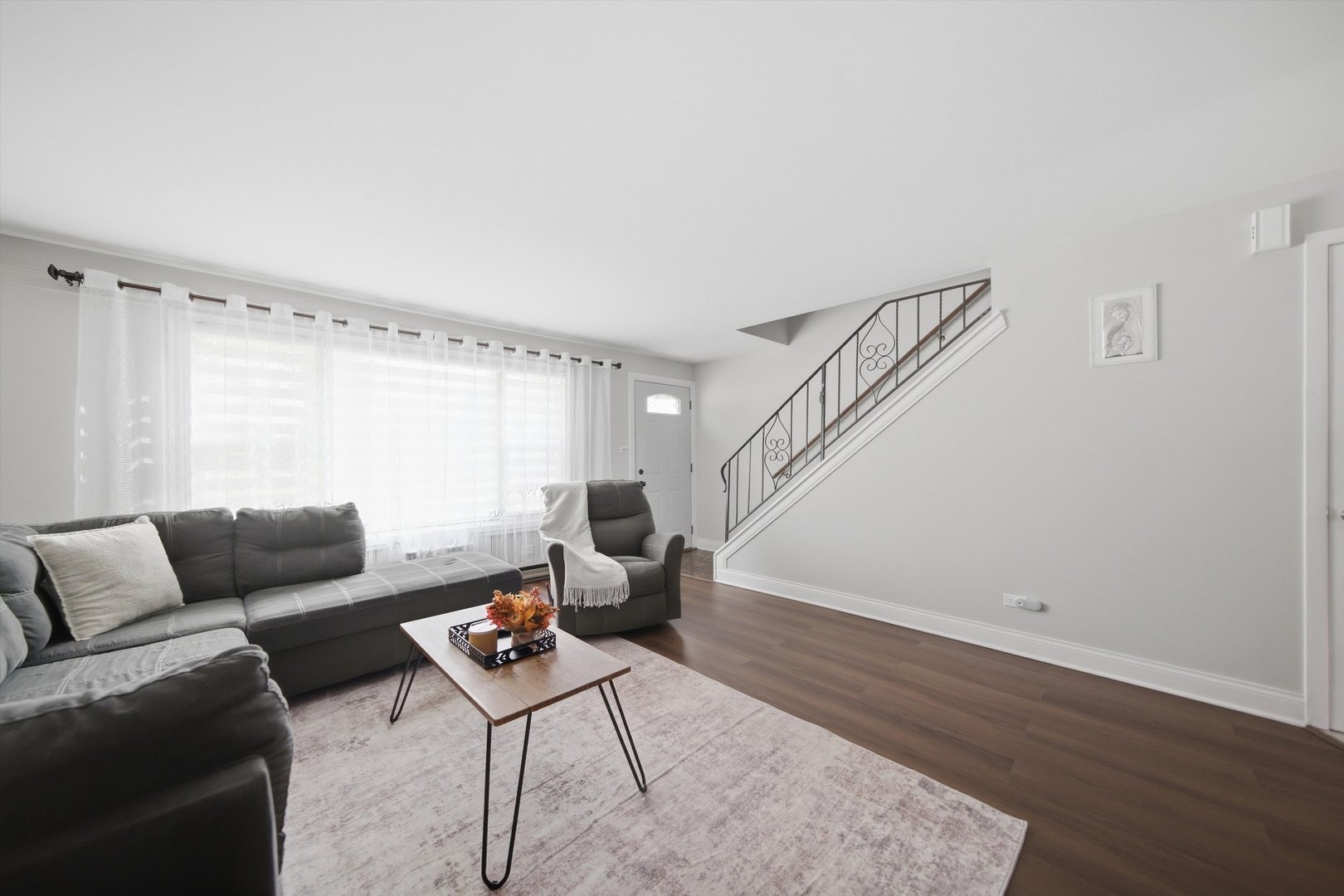 7328 W 84th Street Property Photo 17