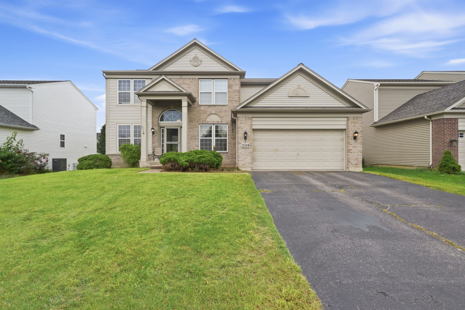 3104 Deerpath Lane Property Photo 1