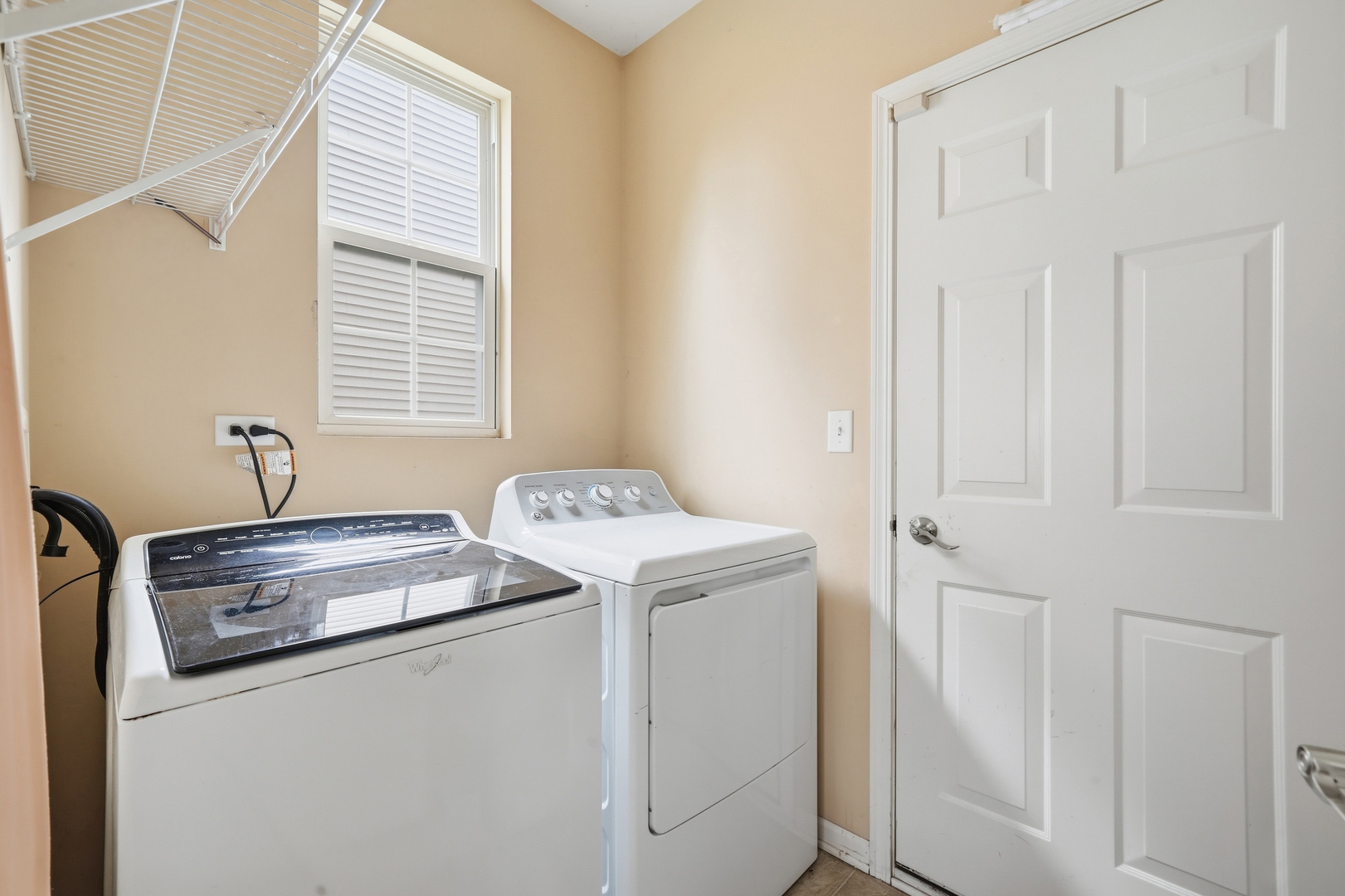 3104 Deerpath Lane Property Photo 11