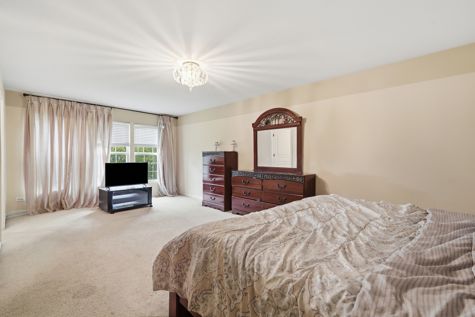 3104 Deerpath Lane Property Photo 15