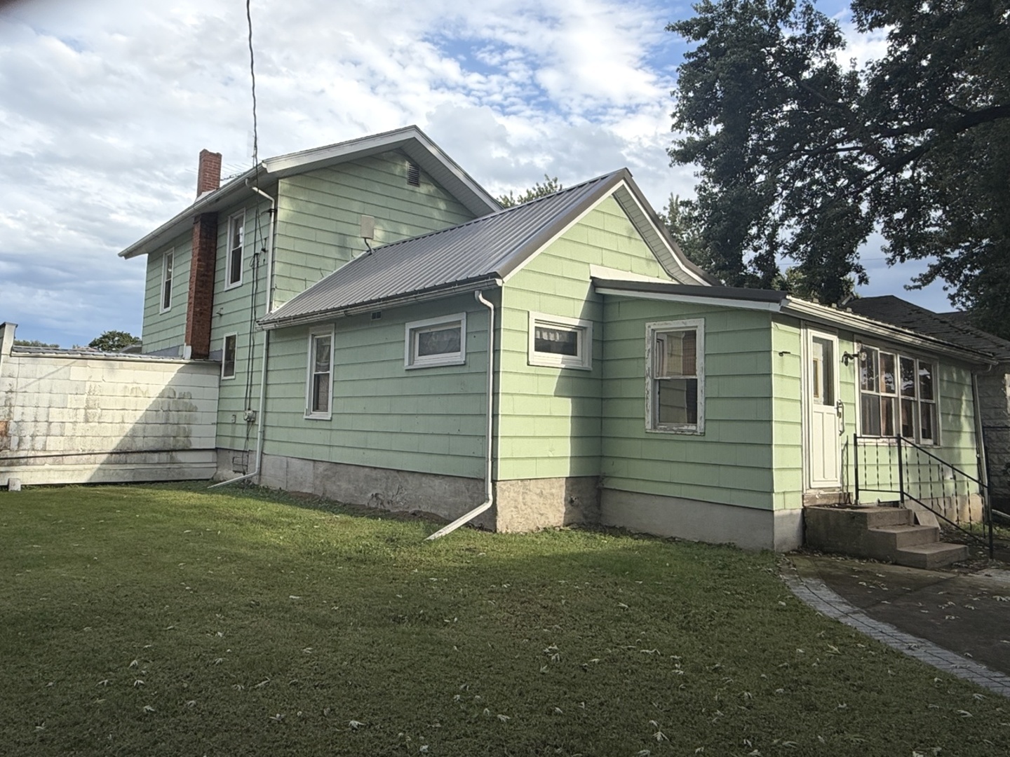 128 N Mason Avenue Property Photo 3
