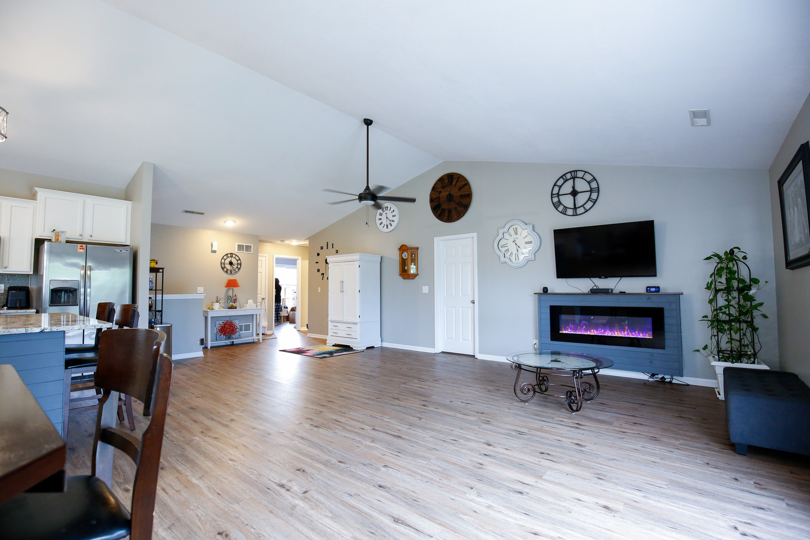 1721 W River Street 1721 Property Photo 15