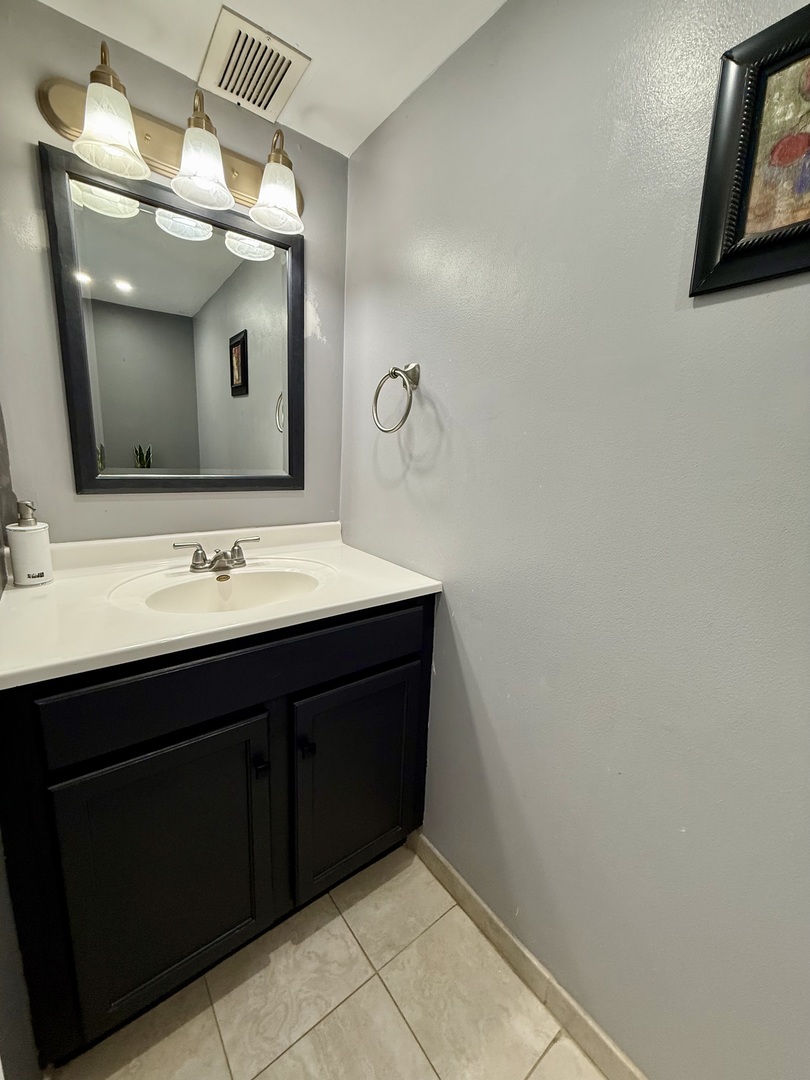 1331 S Finley Road 213 Property Photo 16