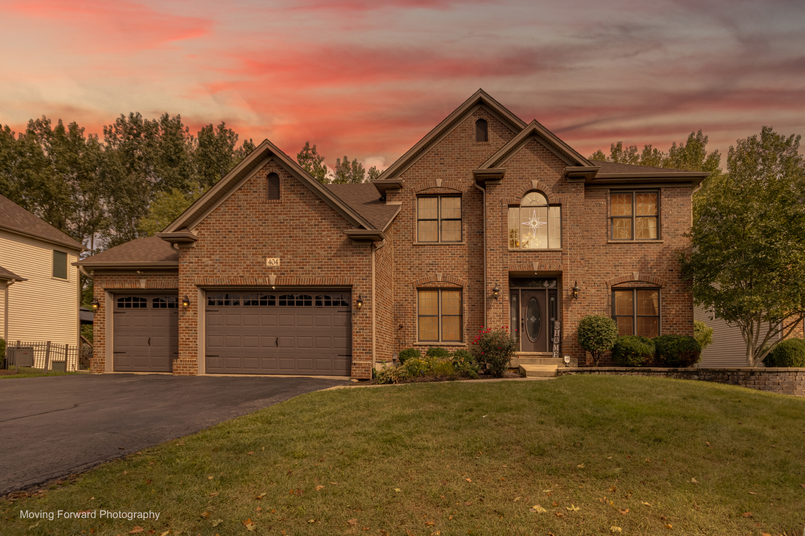 404 Heatherwood Drive Property Photo 2