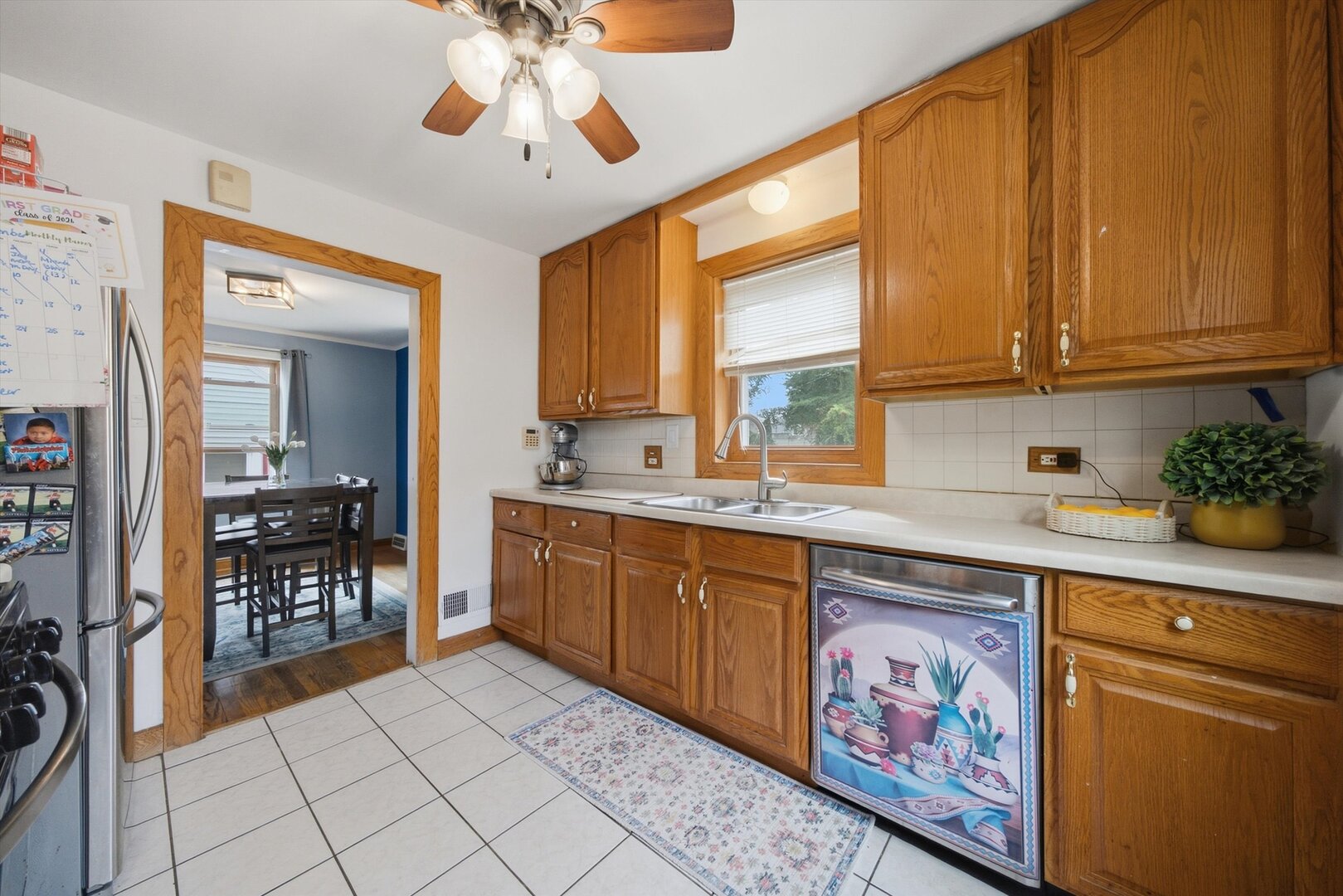 8716 S Richmond Avenue Property Photo 10