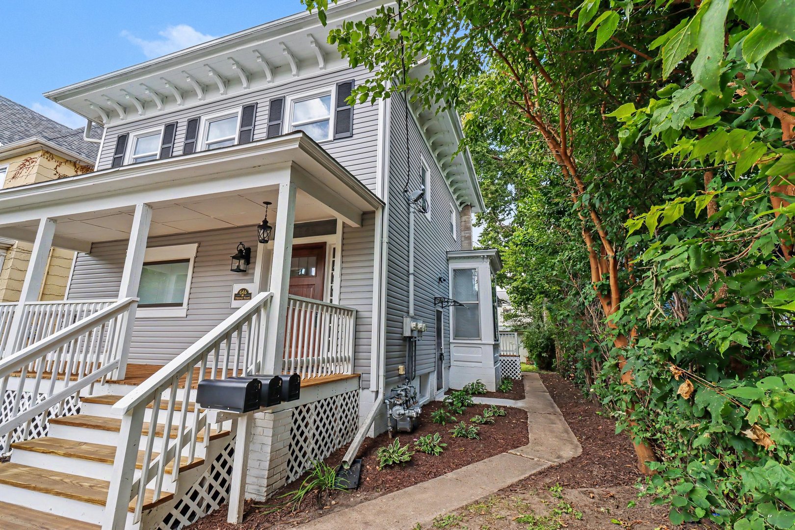 646 Webster Street Property Photo 2