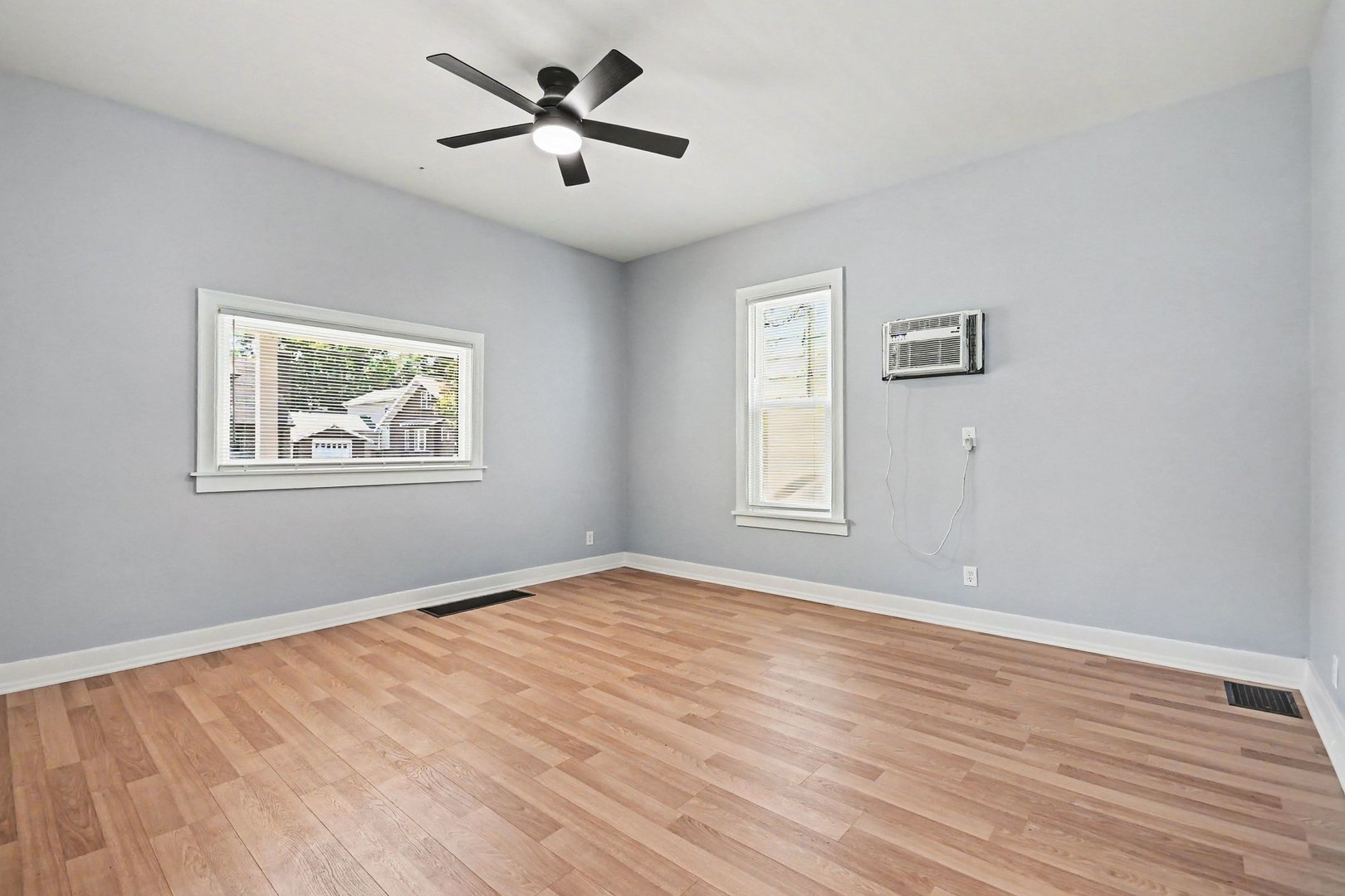 646 Webster Street Property Photo 12