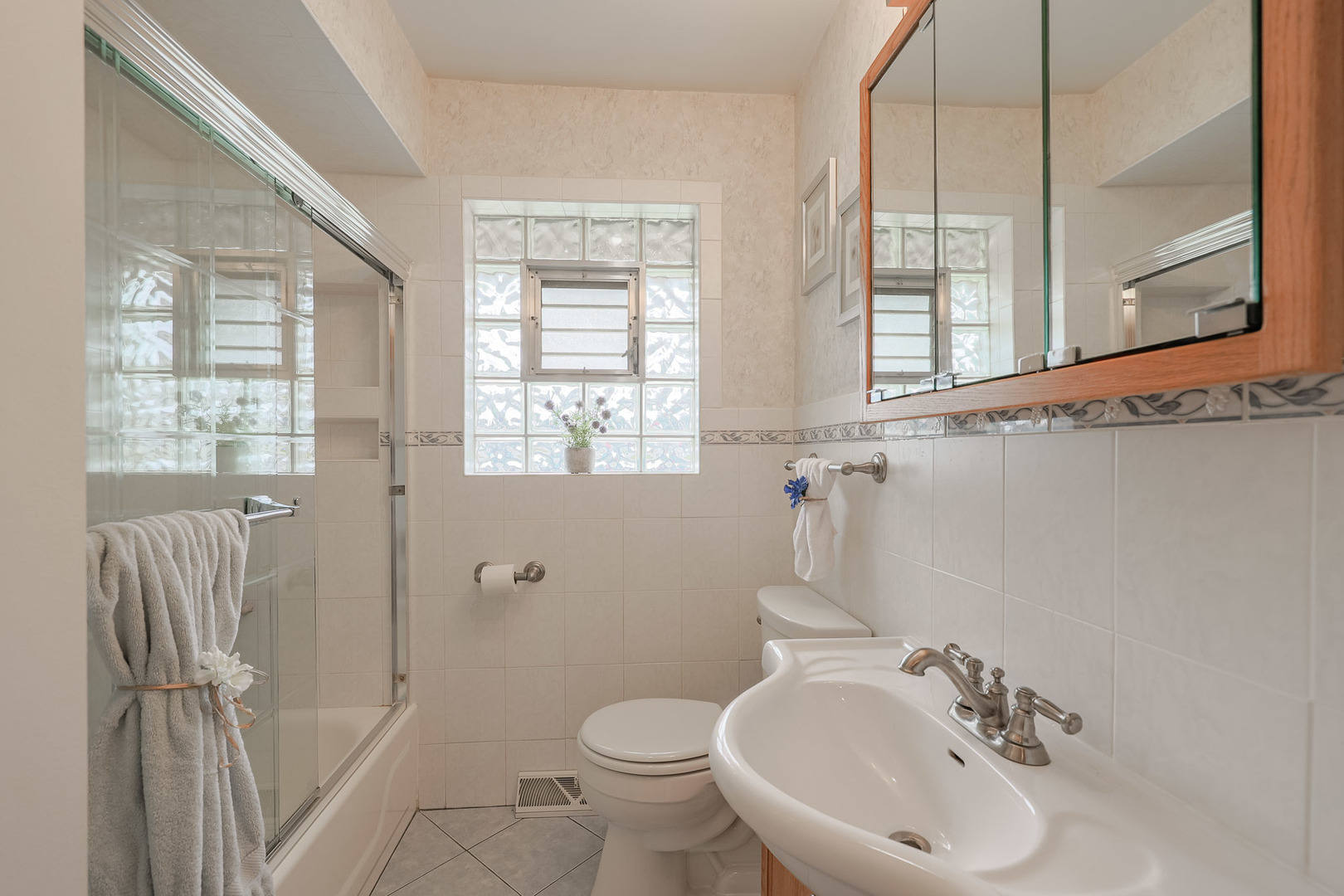 65 Victoria Drive Property Photo 25