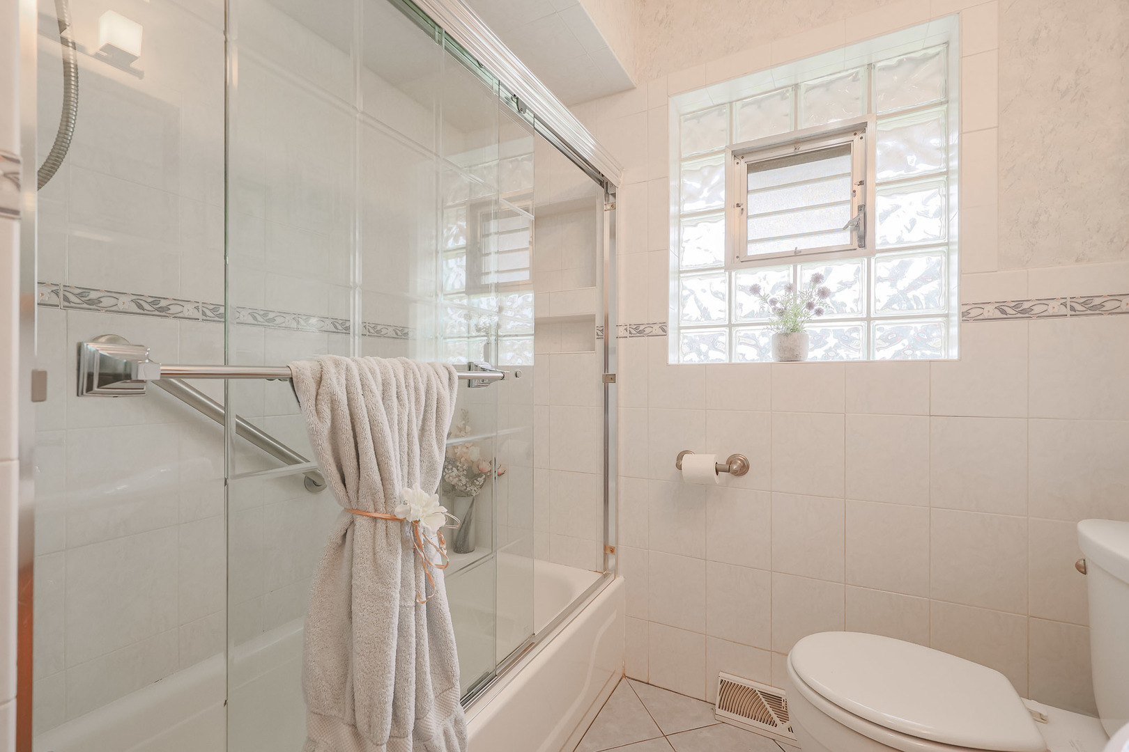 65 Victoria Drive Property Photo 26