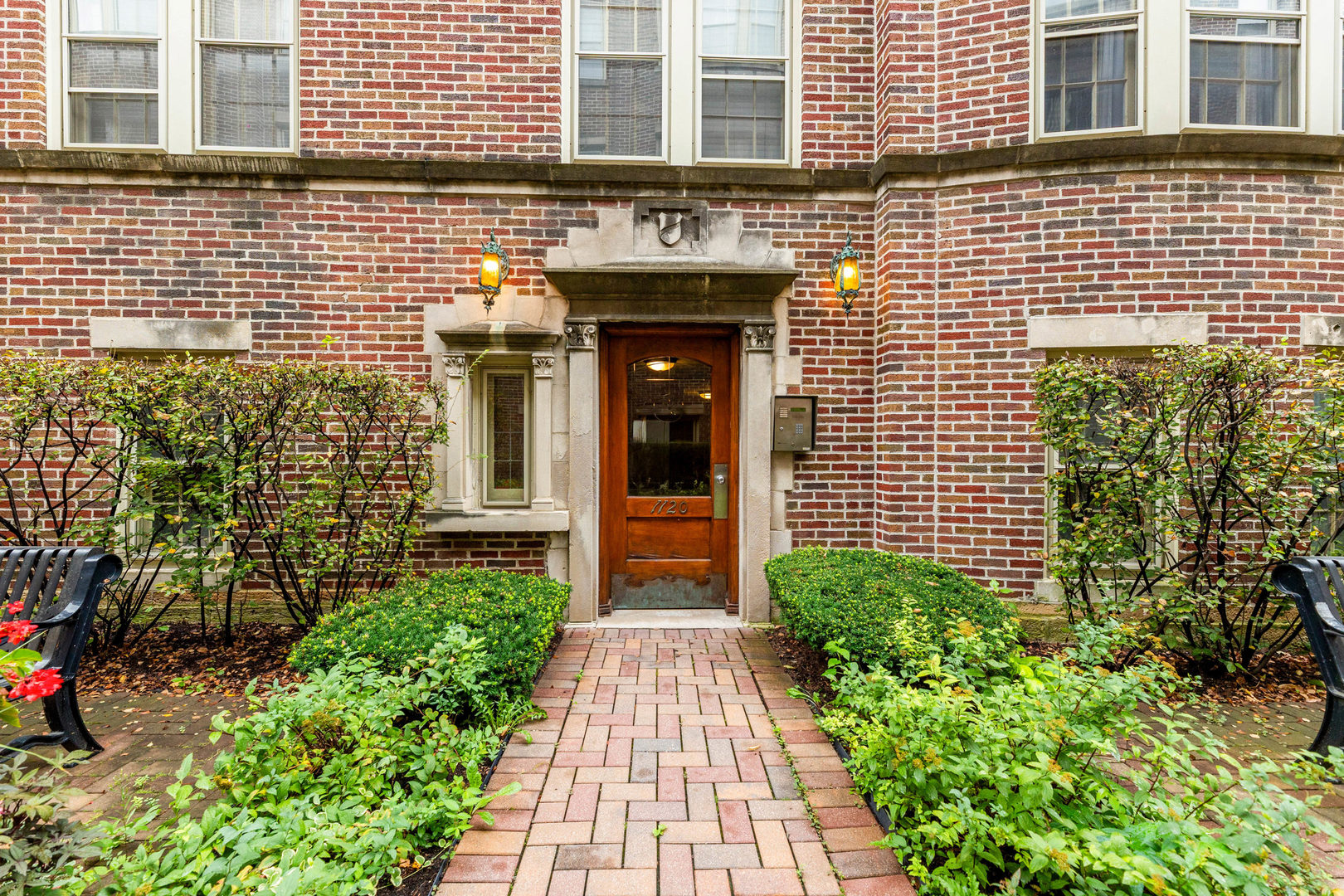 1120 Washington Boulevard 3b Property Photo 2