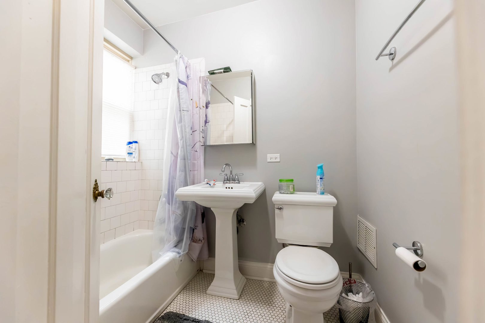 1120 Washington Boulevard 3b Property Photo 15