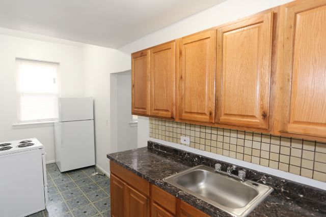 4513 N Malden Street Gd Property Photo 6