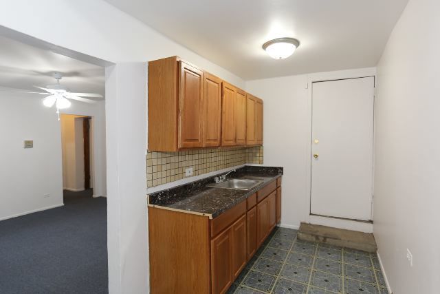 4513 N Malden Street Gd Property Photo 7