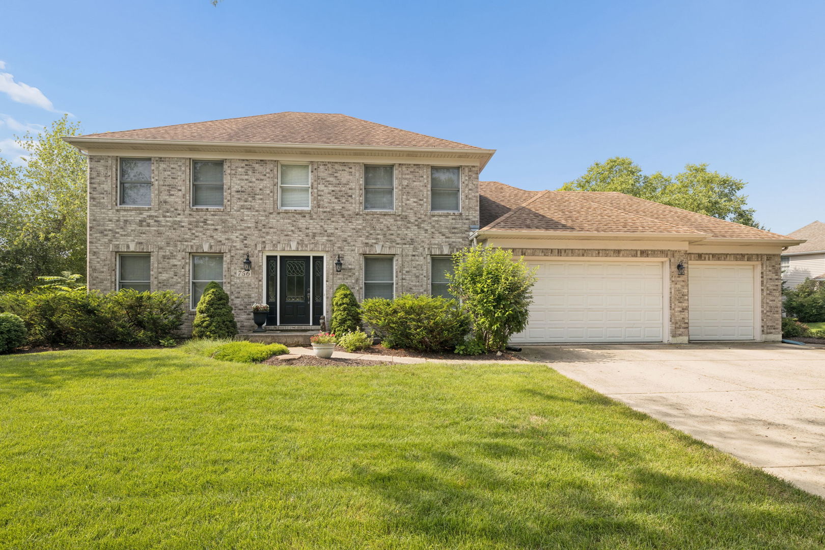 756 Pembridge Place Property Photo 1