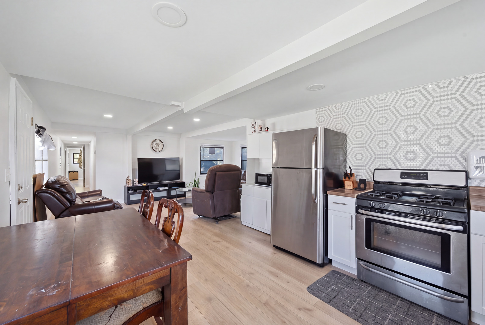 1824 Huckleberry Lane Property Photo 4