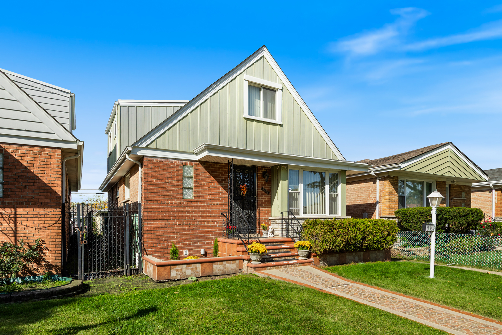 12761431 Property Photo 2