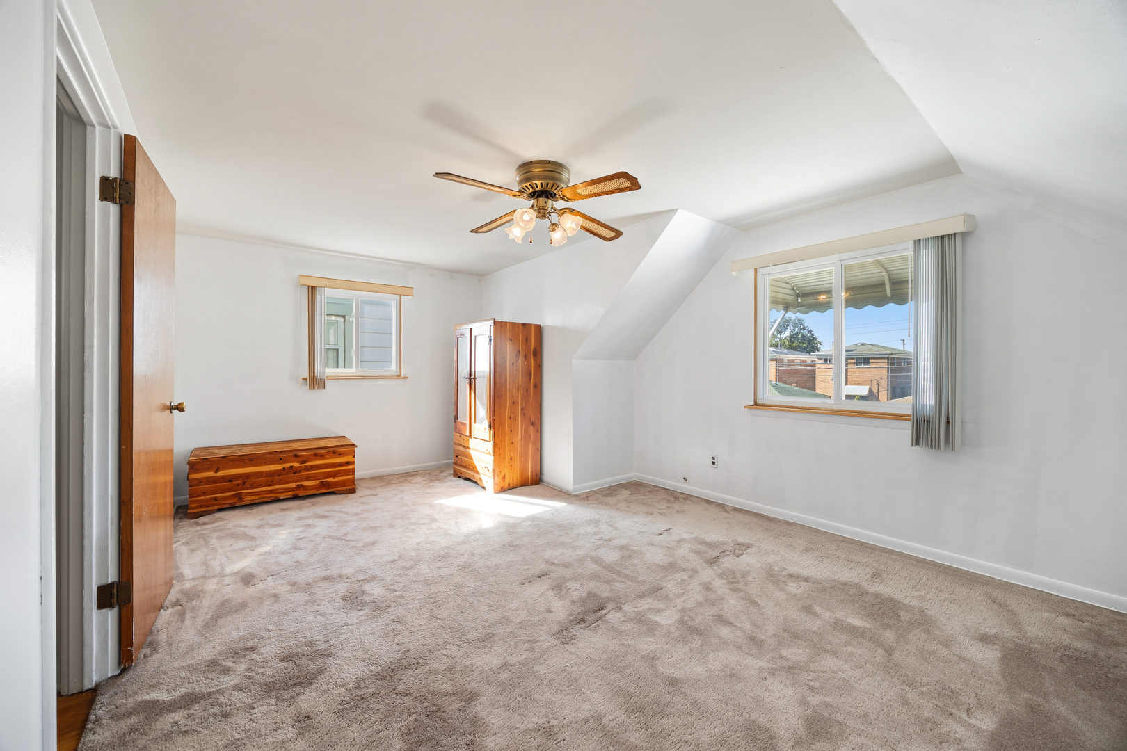 12761431 Property Photo 16