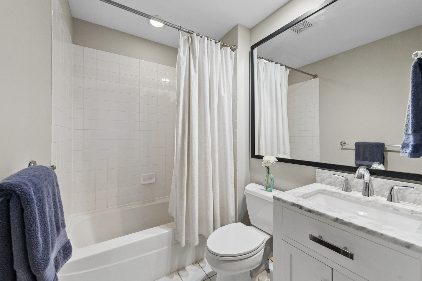 1889 Maple Avenue E2 Property Photo 21