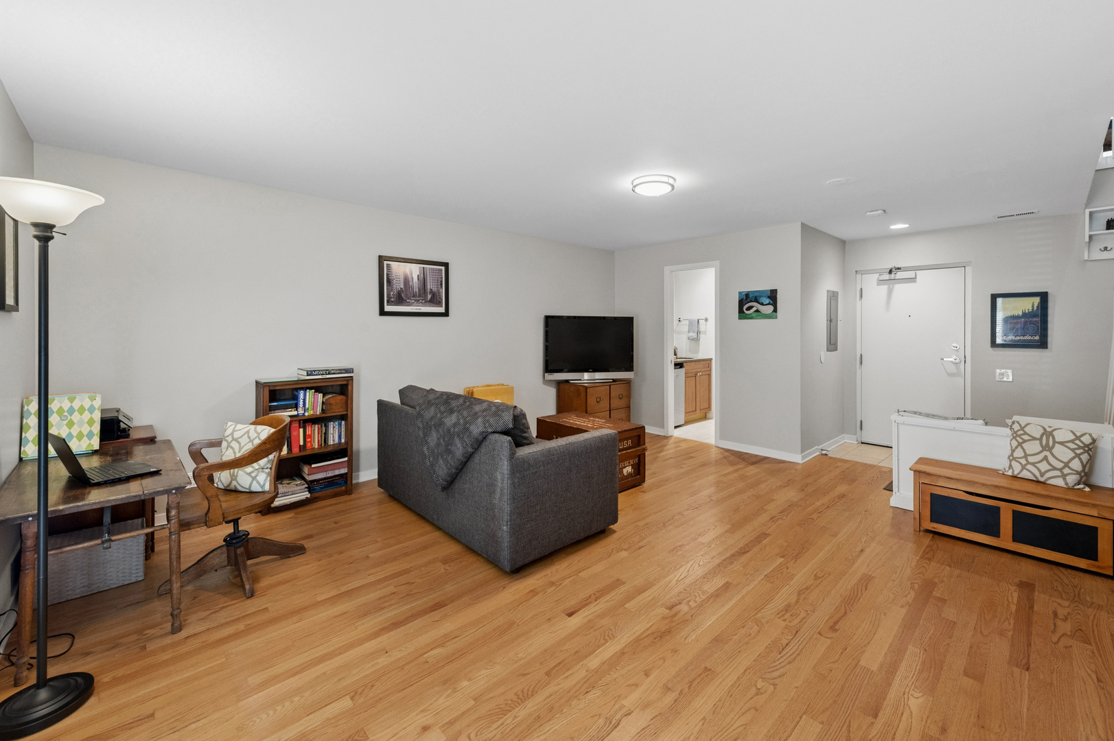 1889 Maple Avenue E2 Property Photo 23