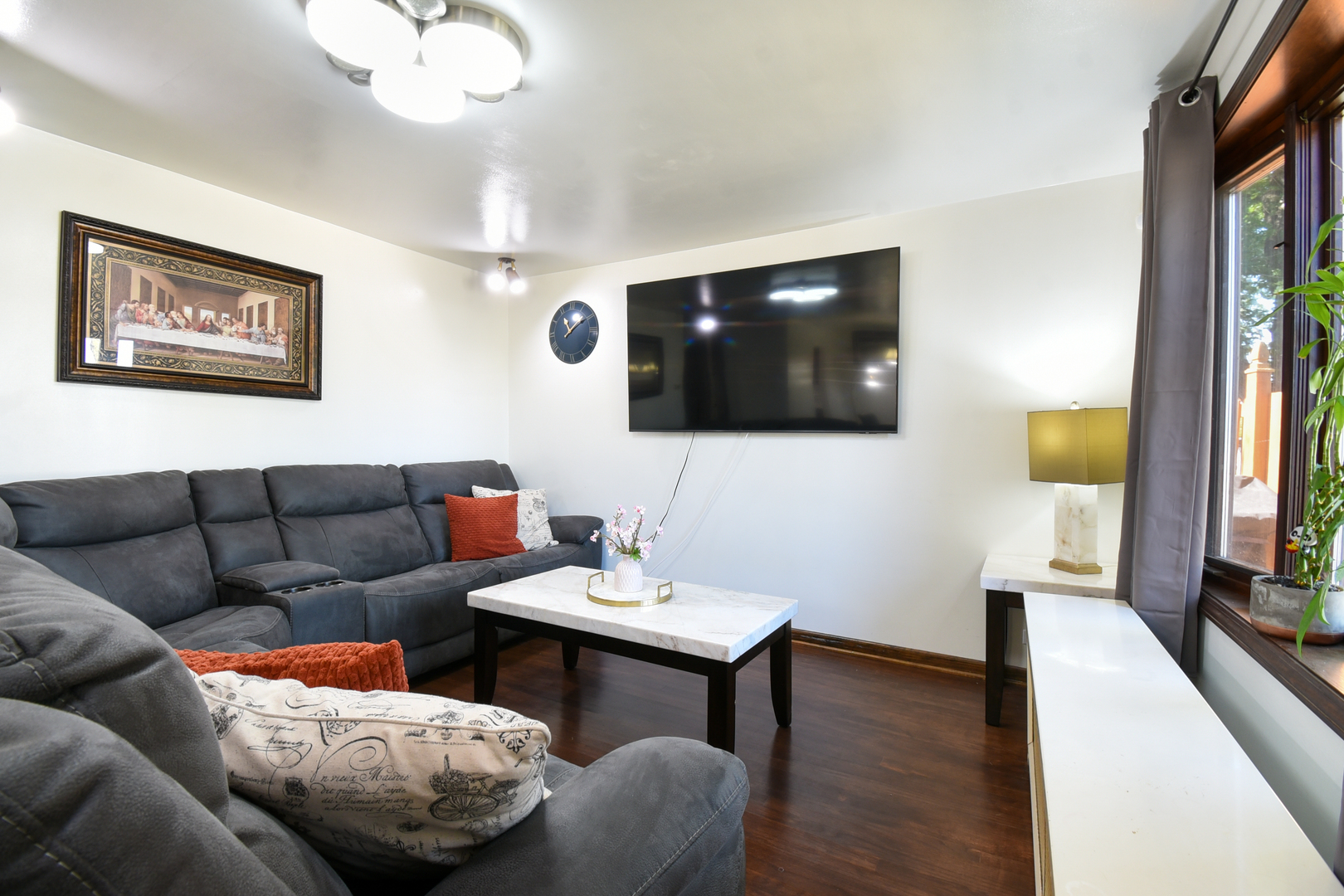 8145 State Road Property Photo 14