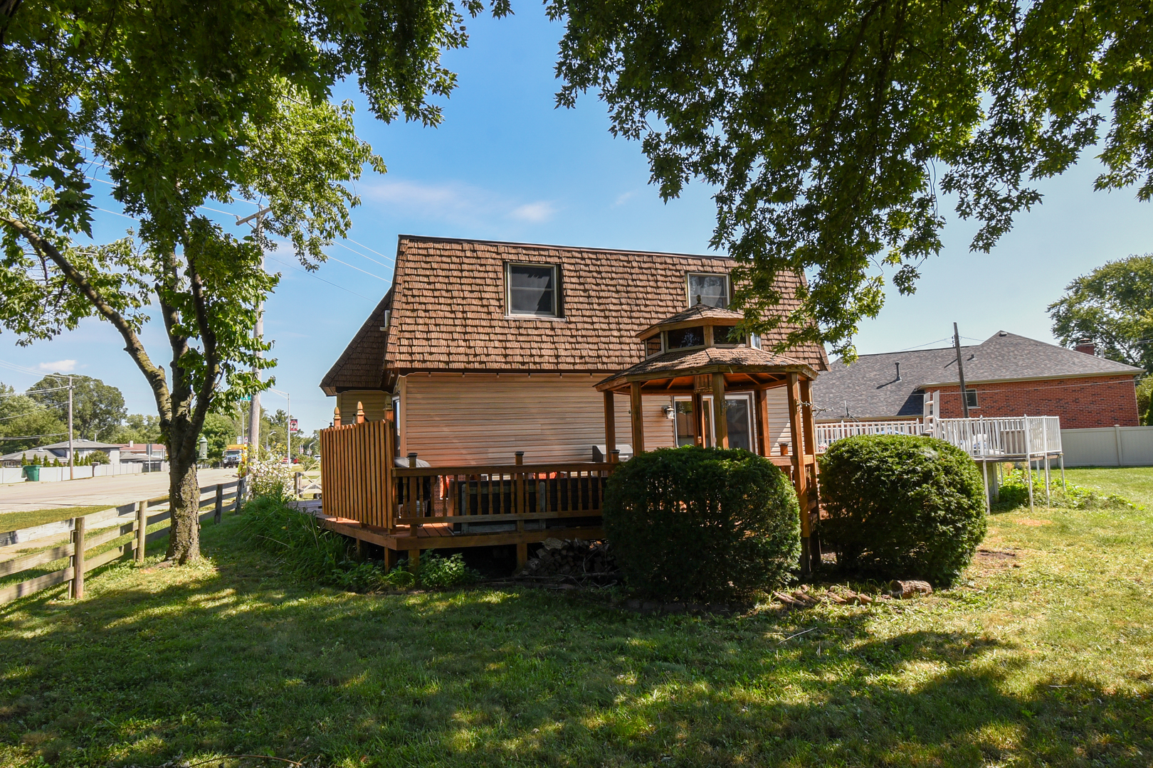 8145 State Road Property Photo 23