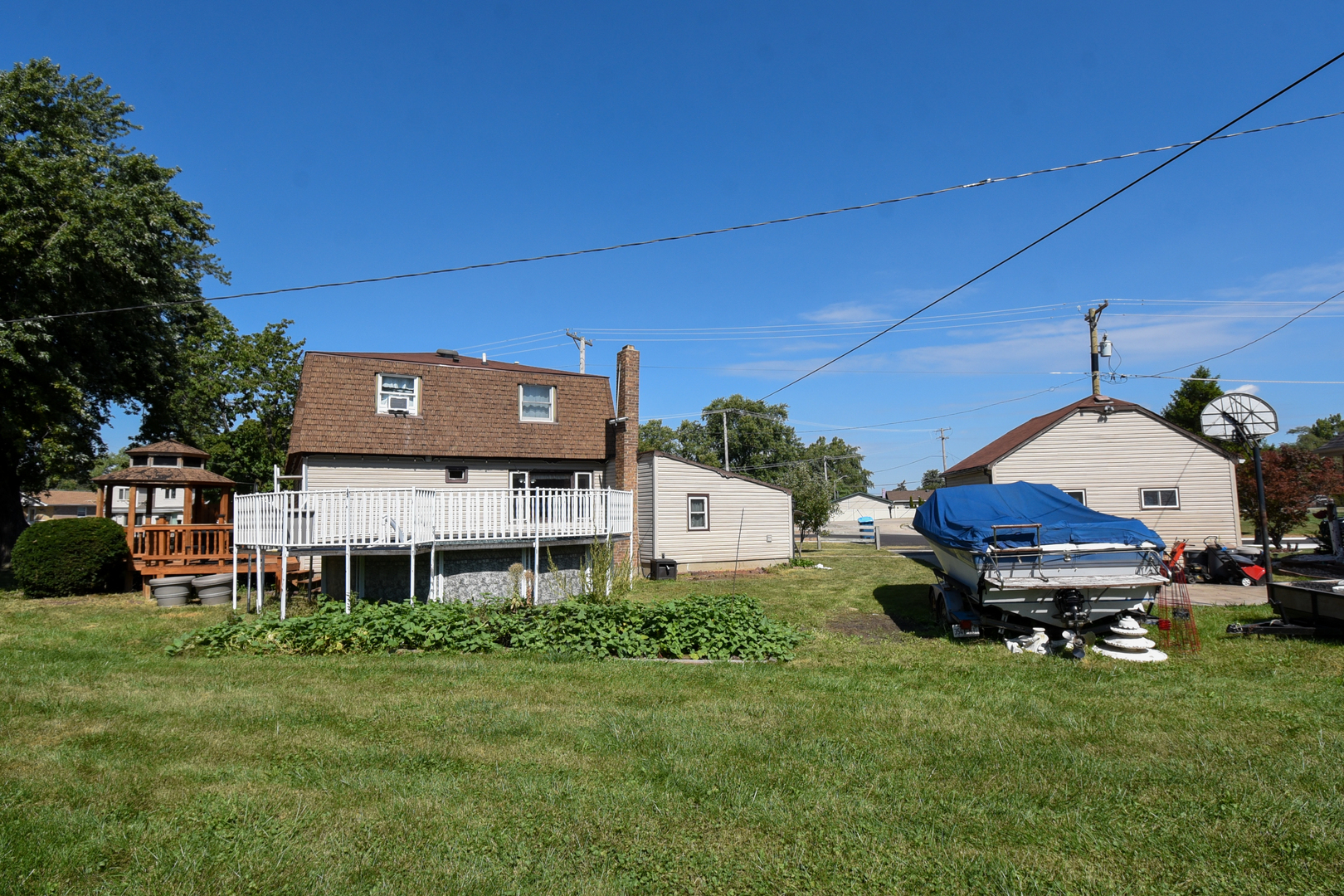 8145 State Road Property Photo 26