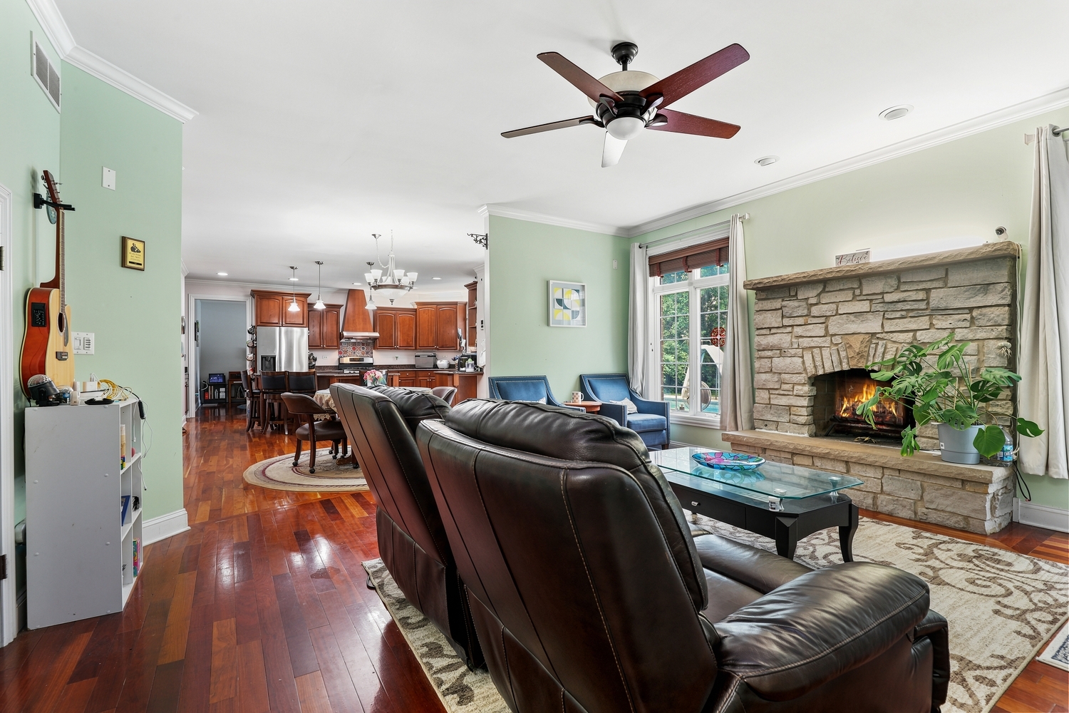 10981 Pioneer Trail Property Photo 4